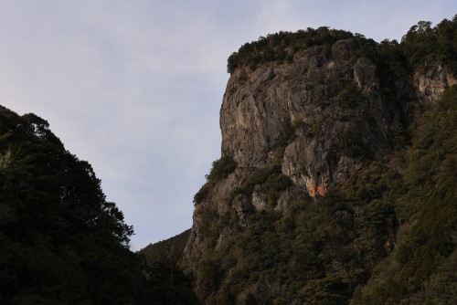 大丹倉 (標高488m) 2022年2月3日 頂上に登れます。